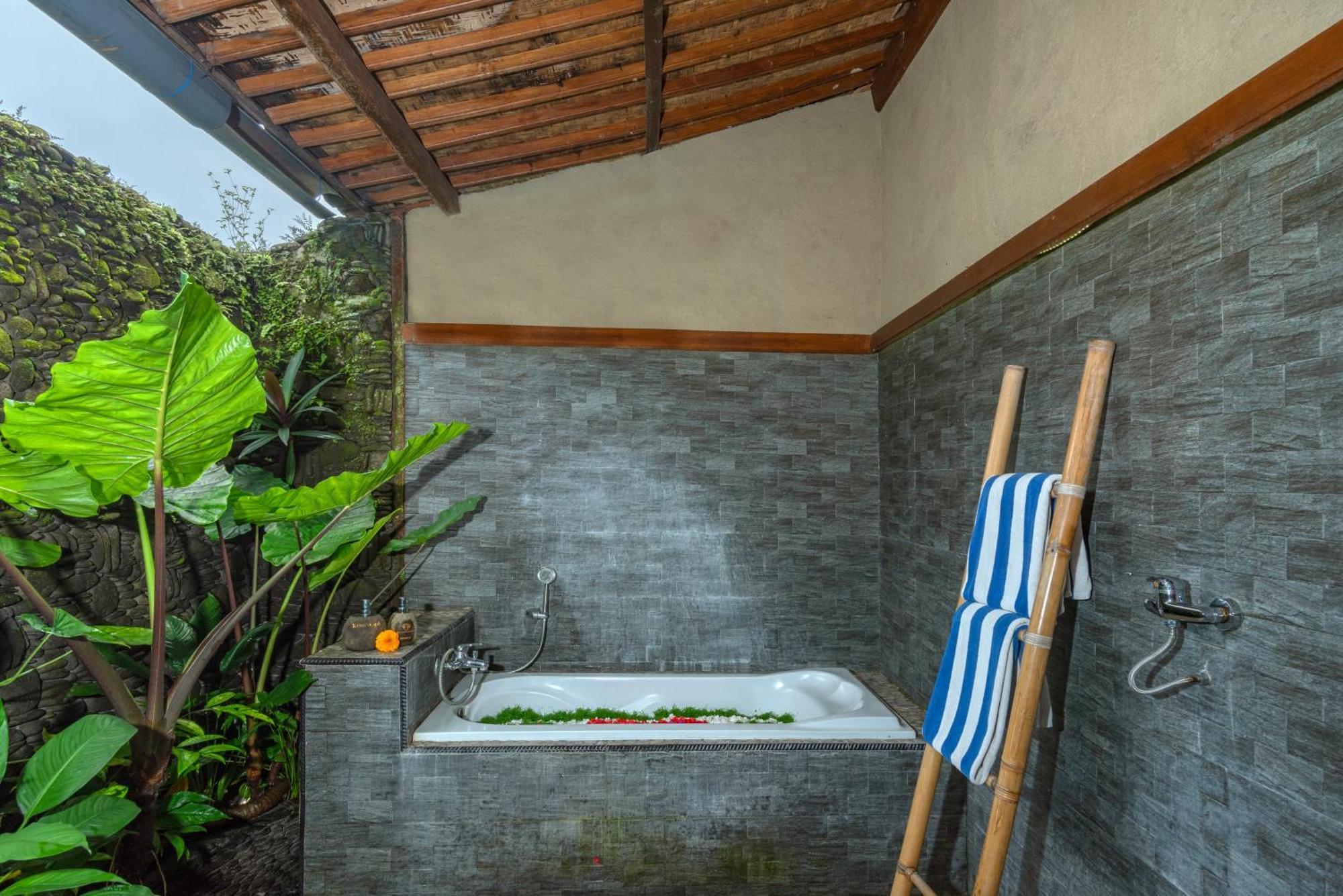 The Alus Villa And Suite Ubud  Exterior photo